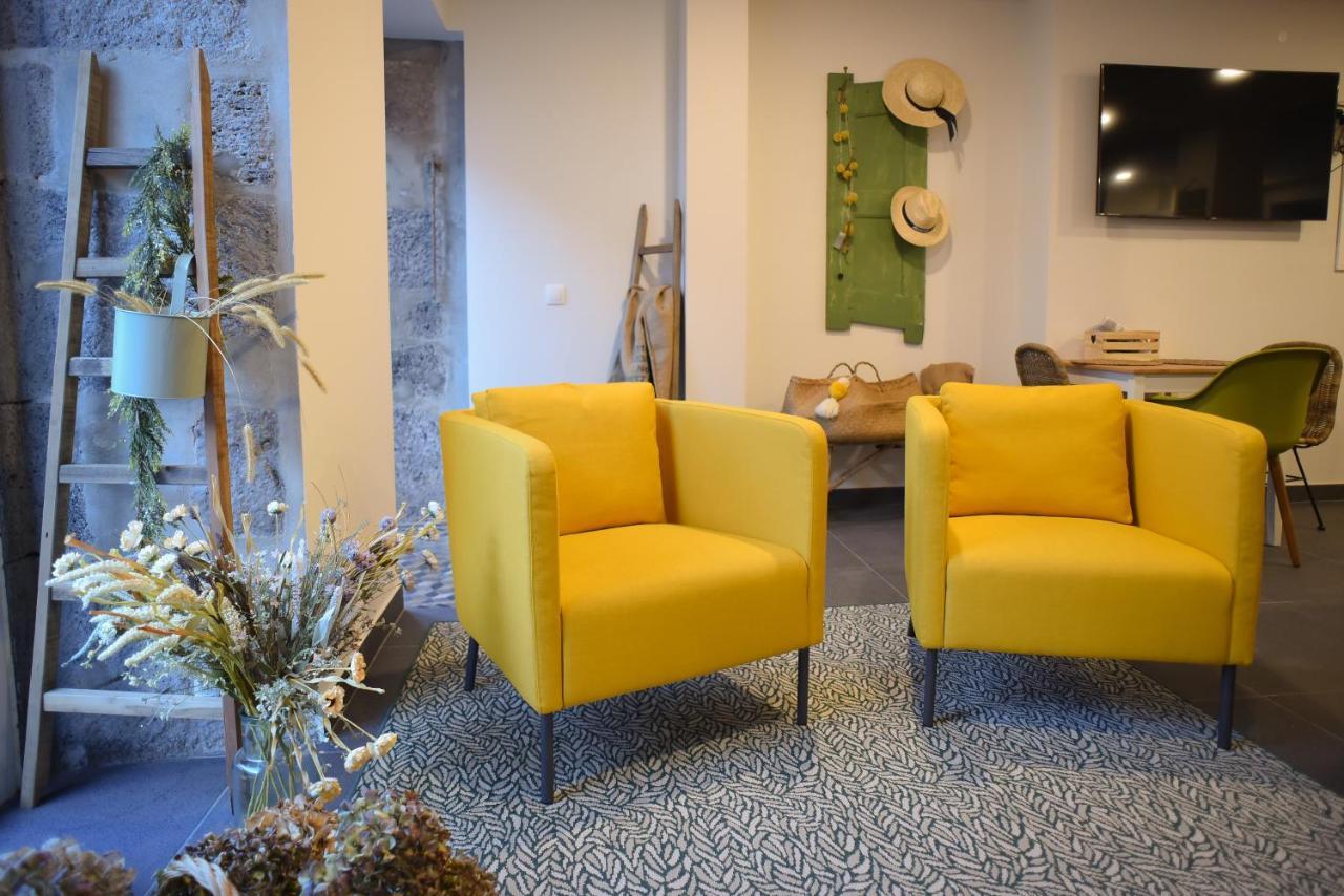 Largo Bispo Boutique Hostel Horta  Eksteriør billede